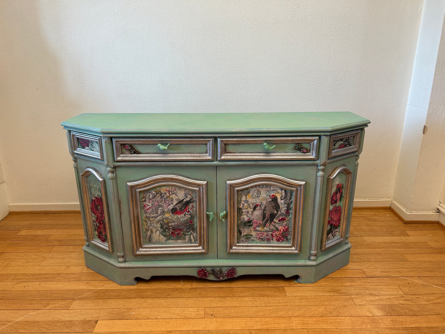 Vintage Kommode | Re-Designed | Oak Furniture | Mint Green Paint | Bird & Floral Décor | Handmade | Hand Painted