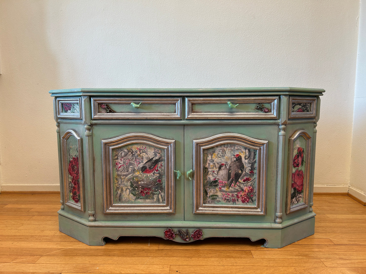 Vintage Kommode | Re-Designed | Oak Furniture | Mint Green Paint | Bird & Floral Décor | Handmade | Hand Painted