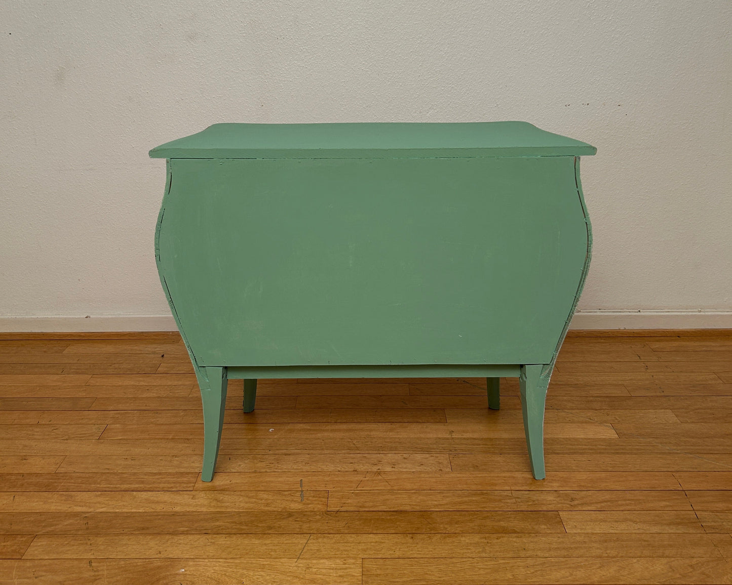 Vintage Kommode | Rokokko "Magekommoden" | Scandinavian Vintage | Rose Fabric | Brass Details | Mint Green